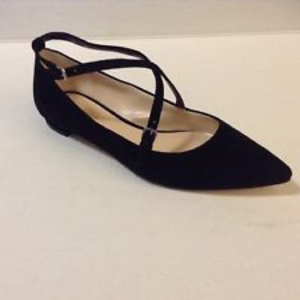 Nine West Cross Strap Pointed Toe Leather Shoe